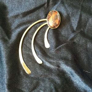 Statement pin gold tone w/ orange &brown stone